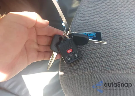 1998 Ford Expedition Eddie Bauer/Xlt из США, поврежденный, VIN 1FMRU176XWLB98732